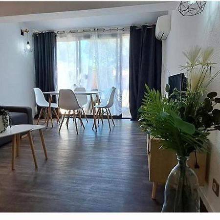 Appartement Residence De Vacances Les Hameaux De Camargue Arles Exteriör bild