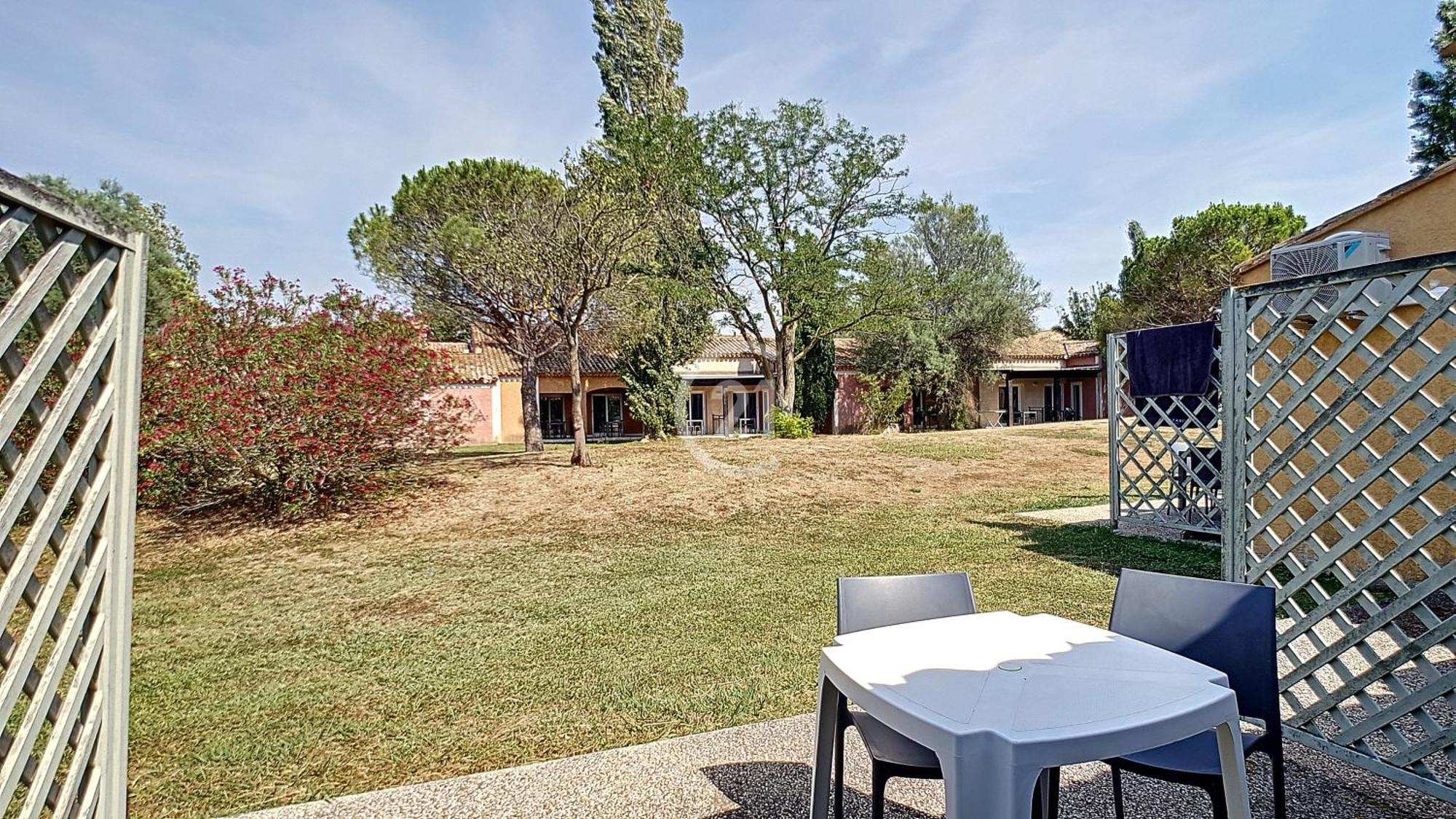 Appartement Residence De Vacances Les Hameaux De Camargue Arles Exteriör bild